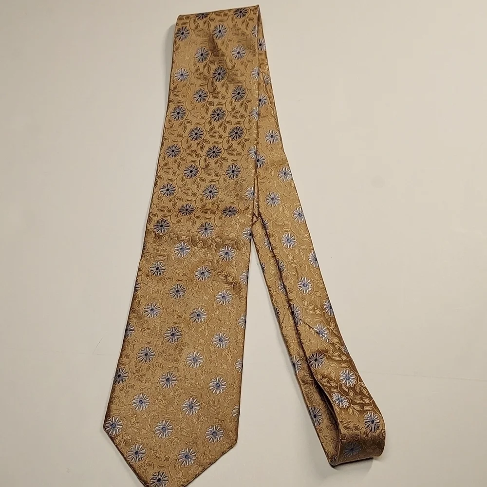 Grant Thomas Tie